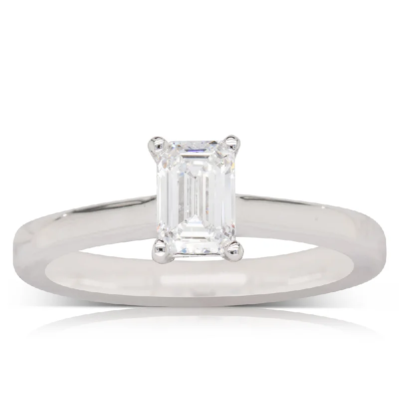 Big Discounts On Elegant Jewelry Collections 18ct White Gold .70ct Emerald Cut Diamond Ring