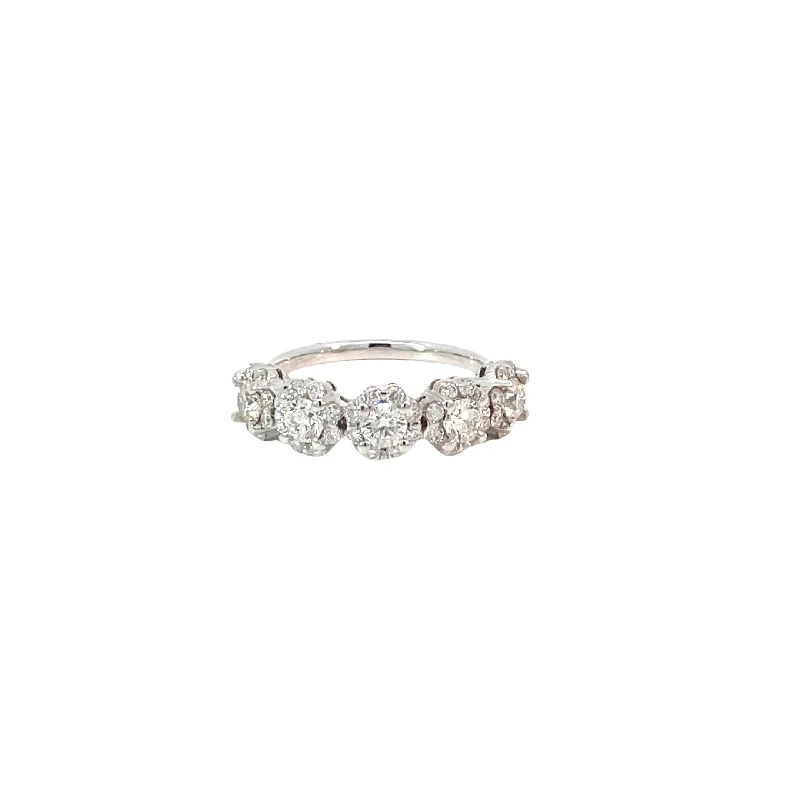 Shop Elegant Jewelry At Unbeatable Prices 18 Karat White Gold Diamond Ring