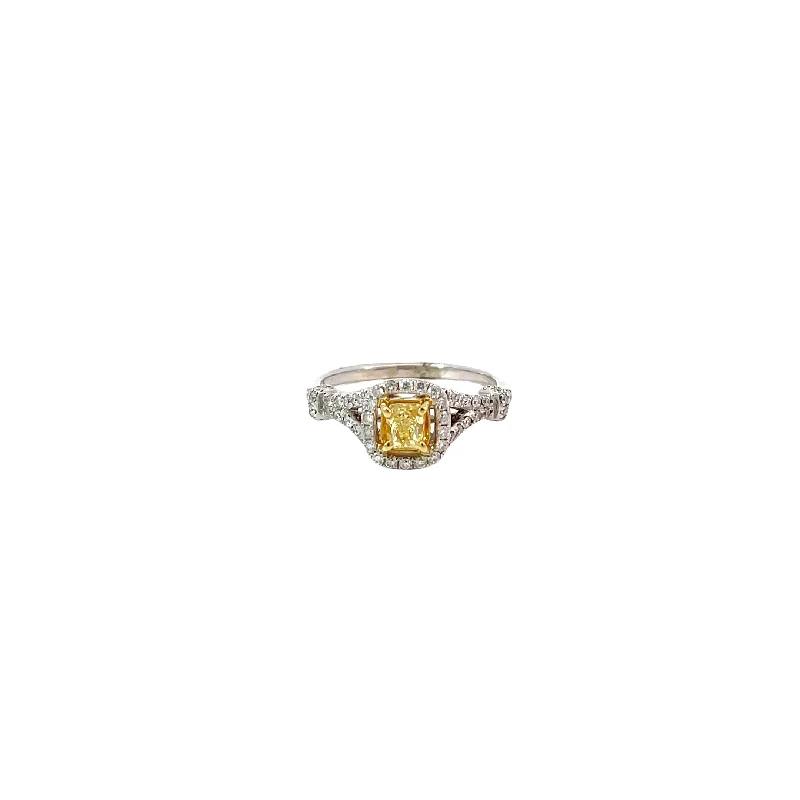 18 Karat White Gold Yellow Diamond Ring