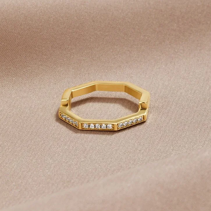 Diana Geometric Ring