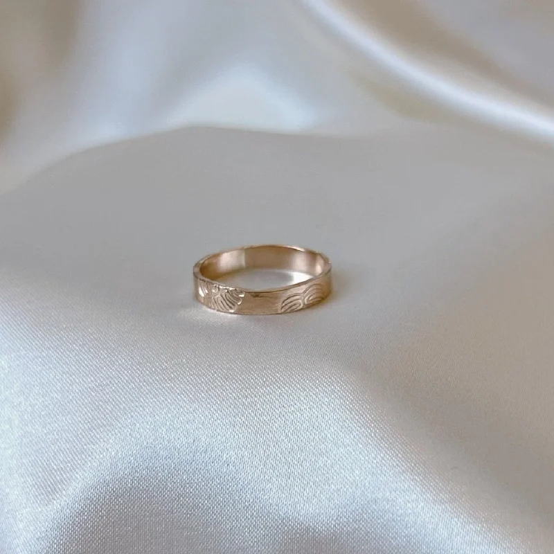 Special Offers On Handcrafted And Designer Jewelry Monstera Stamped Ring