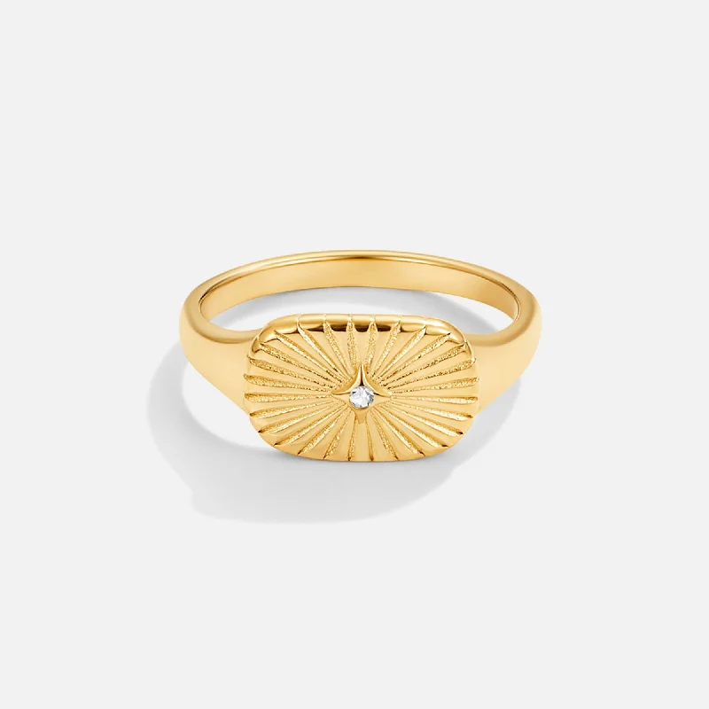 Selene Gold Ring