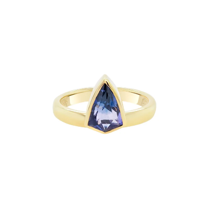 Exclusive Jewelry Sale – Grab Timeless Pieces Now Shield Cornflower Blue Sapphire Ring (Unheated) | 3.00GMS 2.03CTS