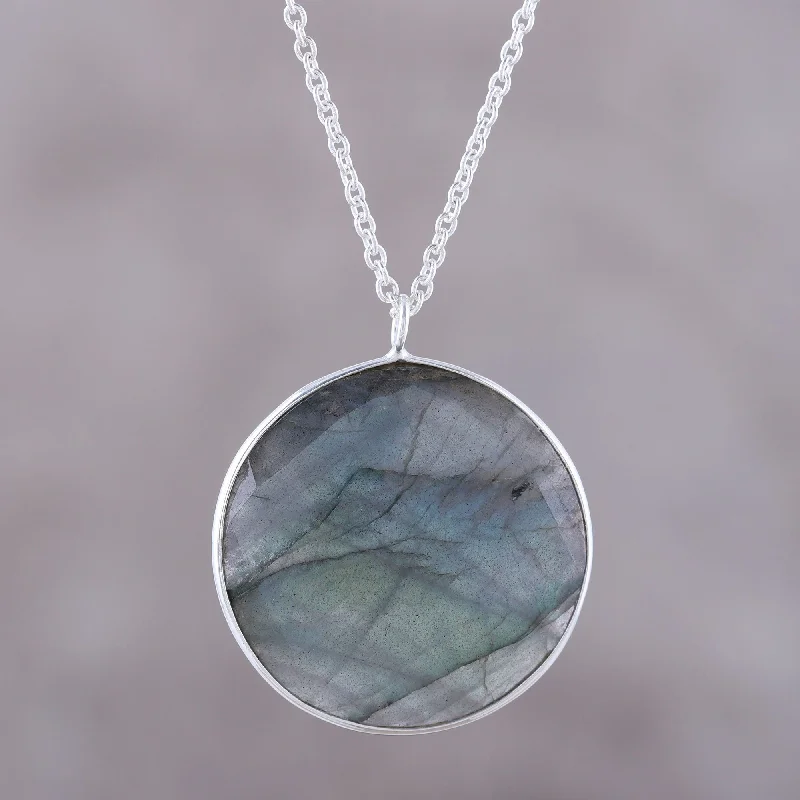 Luxury Jewelry Sale – Sparkle For Less Aurora Moon Labradorite & Sterling Silver Necklace Luxury Jewelry Sale – Sparkle For Less Aurora Moon Labradorite & Sterling Silver Necklace