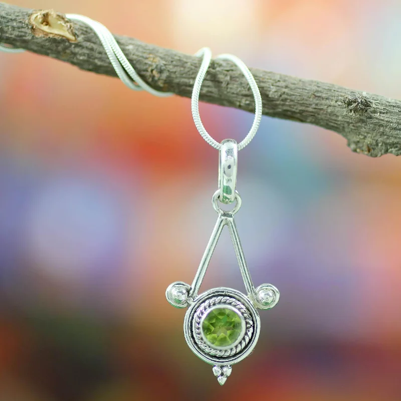 Elegant Jewelry At Unbeatable Offers – Shop Before It's Gone Chennai Promise Peridot Pendant Necklace Elegant Jewelry At Unbeatable Offers – Shop Before It's Gone Chennai Promise Peridot Pendant Necklace
