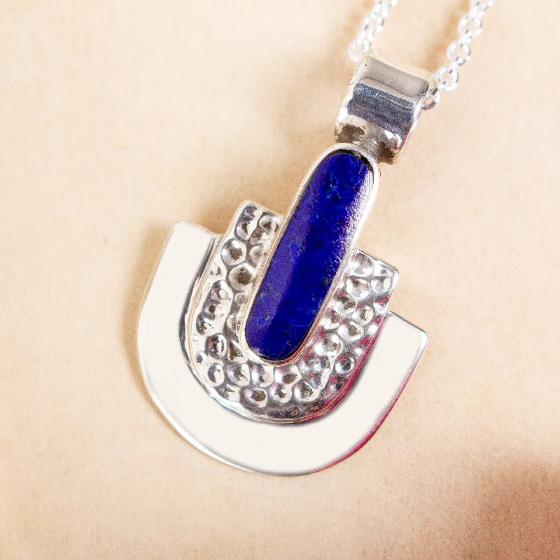Breathtaking Jewelry At Limited-Time Savings Huipil Style Taxco Lapis Lazuli Pendant Necklace from Mexico Breathtaking Jewelry At Limited-Time Savings Huipil Style Taxco Lapis Lazuli Pendant Necklace from Mexico