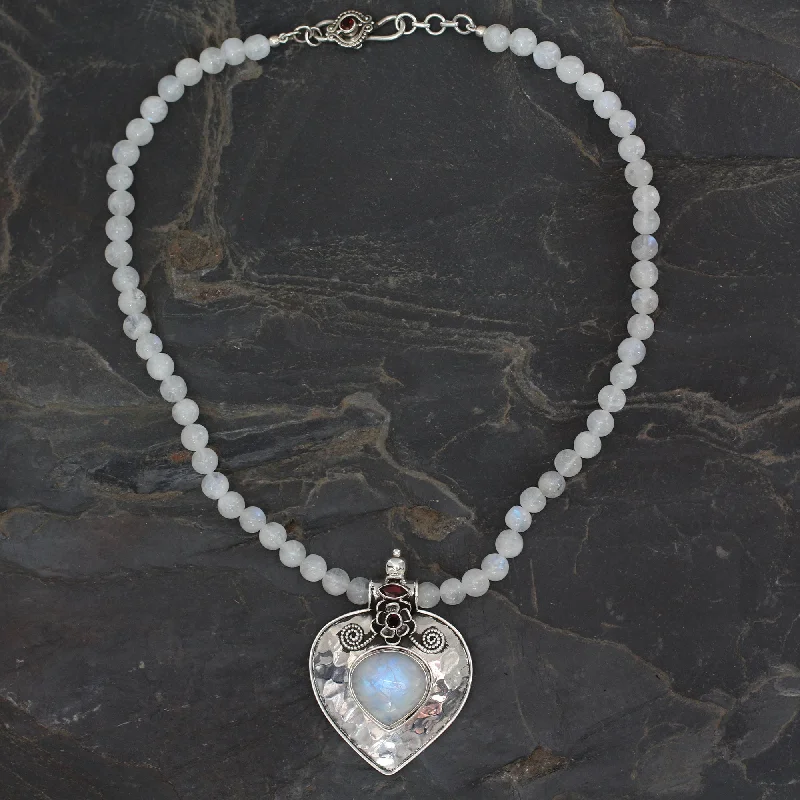 Shop Modern Jewelry Collections With Exclusive Discounts Moonlight Passion Sterling Silver Necklace Shop Modern Jewelry Collections With Exclusive Discounts Moonlight Passion Sterling Silver Necklace
