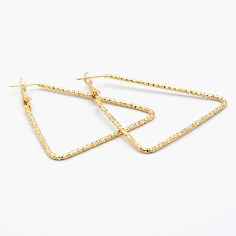 Best-Selling Jewelry Now Available At Special Deals Women's Ear Hoops - Golden