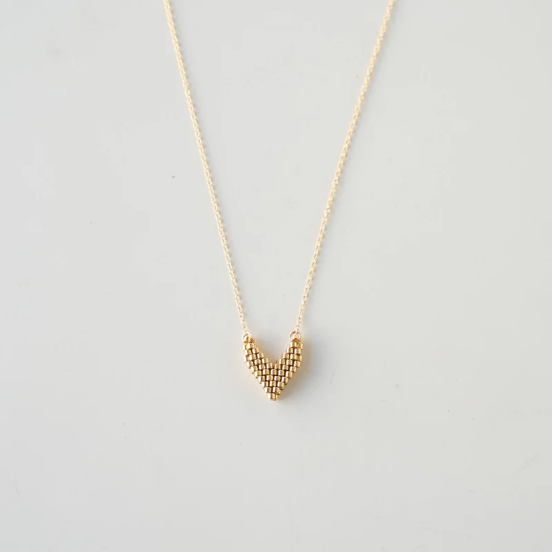 Clearance Sale On High-End Jewelry Collections 16" Gold V Pendant Necklace