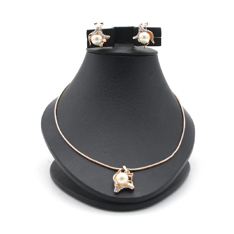 Timeless Jewelry Styles At Wallet-Friendly Prices Women's Locket Set - Golden