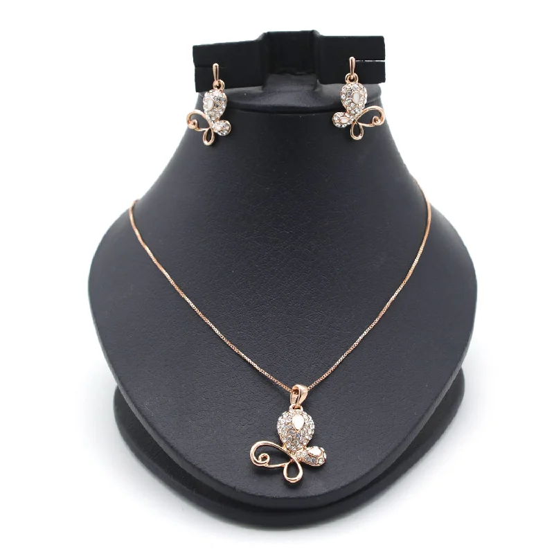 Elevate Your Outfit With Discounted Statement Jewelry Women's Locket Set - Golden