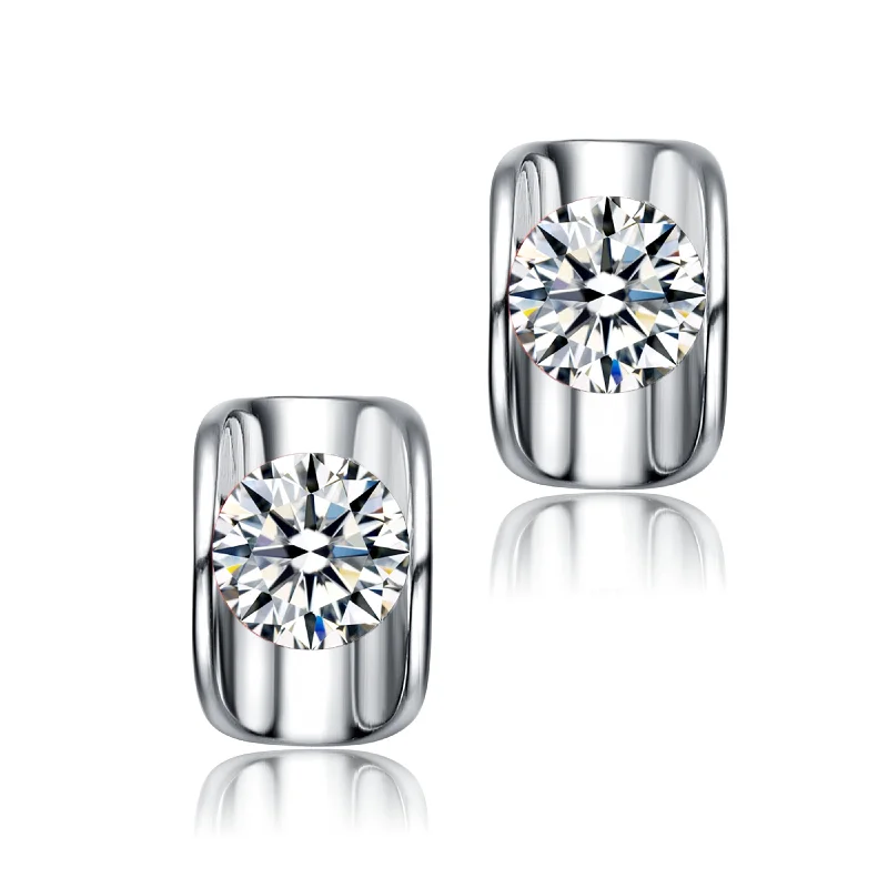 Discounted Luxury Jewelry – Shine Without The Splurge GENEVIVE Sterling Silver Cubic Zirconia Geometrical Stud Earrings Discounted Luxury Jewelry – Shine Without The Splurge GENEVIVE Sterling Silver Cubic Zirconia Geometrical Stud Earrings