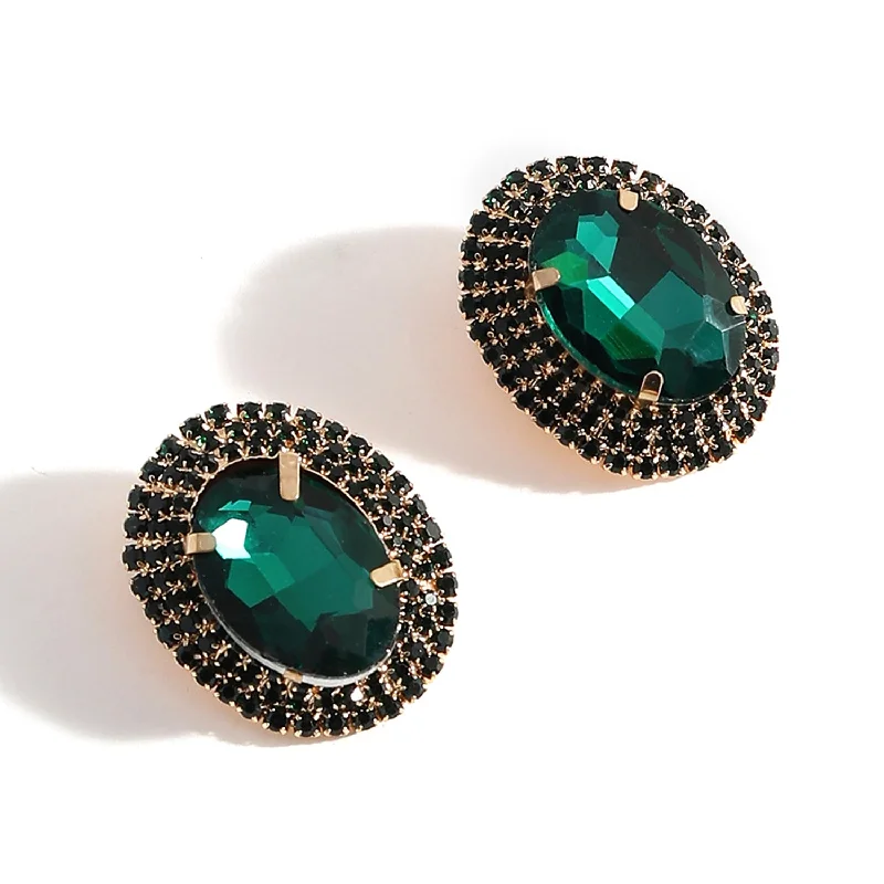 Final Call For Exquisite Jewelry At Reduced Rates Green Stone Oval Stud Earrings