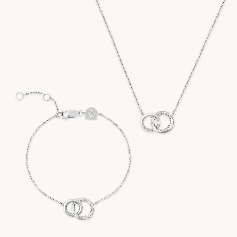 Grab Your Dream Jewelry At The Lowest Prices Orbit Gift Set in Silver
