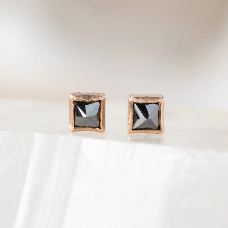 Personalized Jewelry Sale – Meaningful Gifts At Great Prices The Teensy Black Diamond Spike Stud Earrings | 14K Yellow Gold Personalized Jewelry Sale – Meaningful Gifts At Great Prices The Teensy Black Diamond Spike Stud Earrings | 14K Yellow Gold
