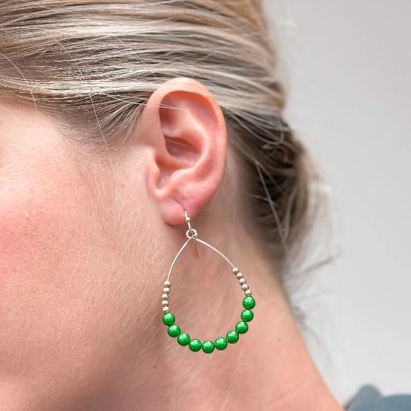 Luxury Handcrafted Jewelry For Elegant Looks Oval Holiday Beaded Dangle Earrings - Green