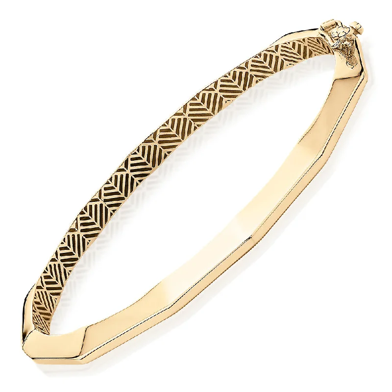 Seasonal Jewelry Sale – Upgrade Your Collection Bangle in 10 carat yellow gold