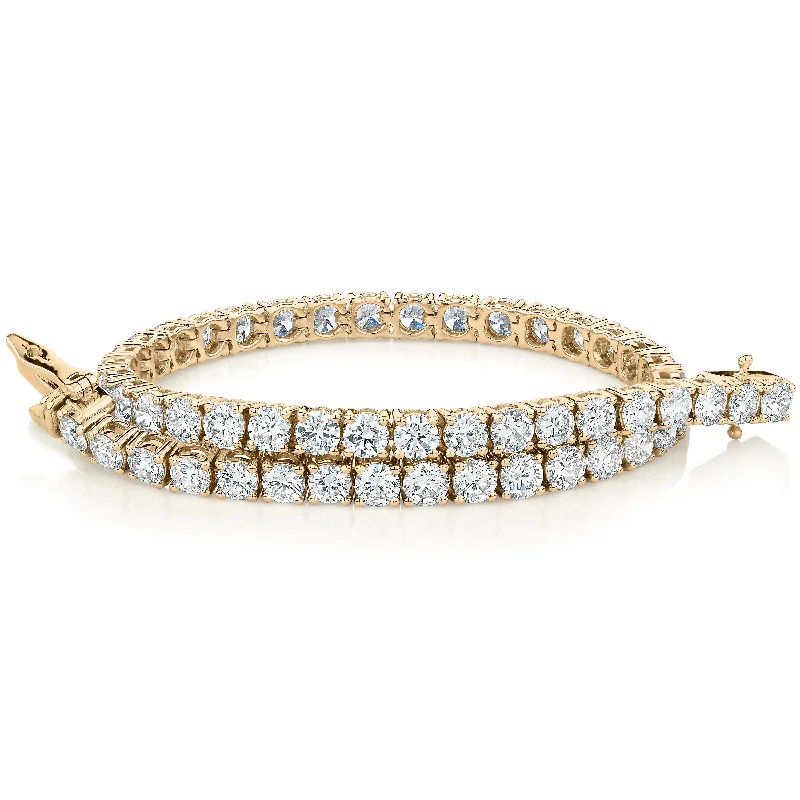 Don't Miss Out On Bestselling Jewelry At Special Prices Signature Simulant Diamond 7 carat* TW round brilliant tennis bracelet in 10 carat yellow gold Don't Miss Out On Bestselling Jewelry At Special Prices Signature Simulant Diamond 7 carat* TW round brilliant tennis bracelet in 10 carat yellow gold