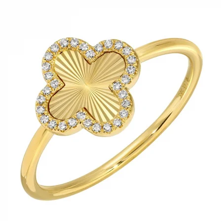 Timeless Elegance At Unbelievable Discounts 14K Yellow Gold Quatrefoil with Diamonds Ring Timeless Elegance At Unbelievable Discounts 14K Yellow Gold Quatrefoil with Diamonds Ring