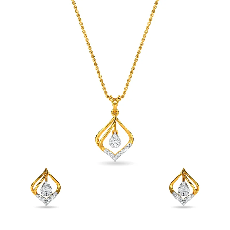 Must-Have Jewelry Pieces At Reduced Prices Amoura Pendant Set