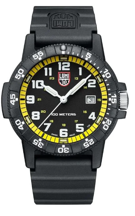 Limited-Stock Jewelry Sale – Once It's Gone, It's Gone Leatherback Sea Turtle Giant Black / Yellow, 44 mm