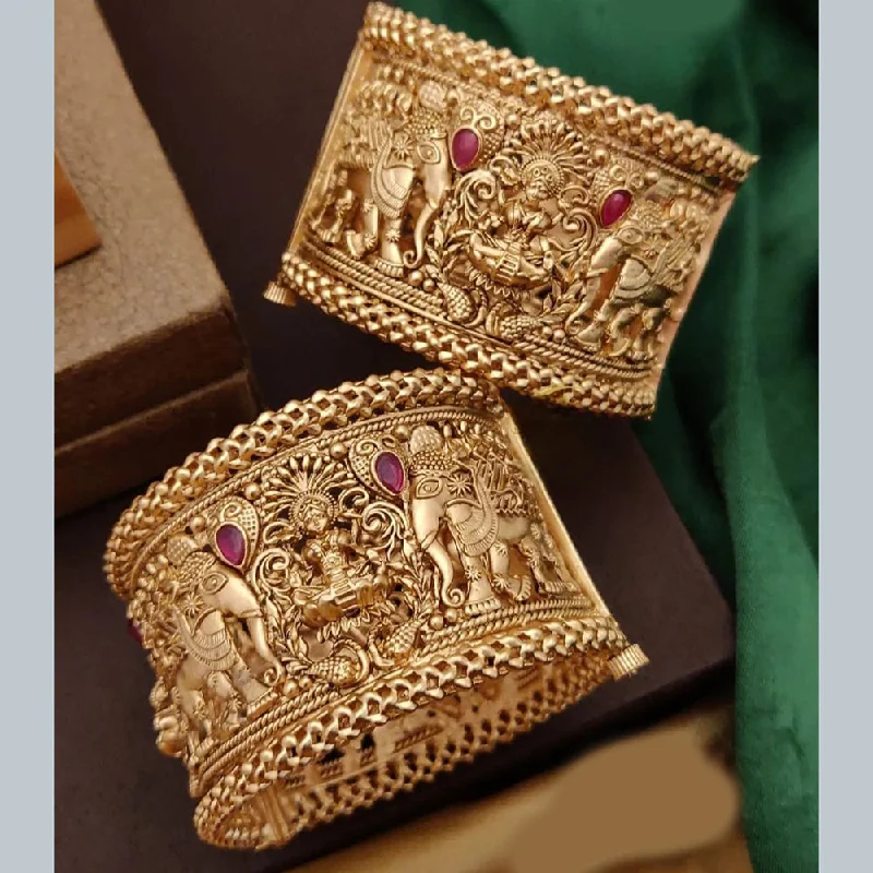 Handmade Pearl Jewelry For Timeless Elegance Lucentarts Jewellery Gold Plated Pota Stone Temple Bangles Set Handmade Pearl Jewelry For Timeless Elegance Lucentarts Jewellery Gold Plated Pota Stone Temple Bangles Set