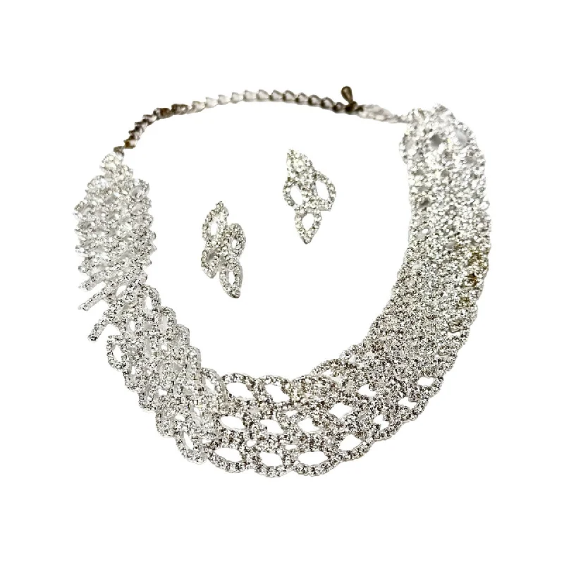 Huge Savings On Premium Jewelry Styles New Cubic Zirconia Necklace and Earring Set Huge Savings On Premium Jewelry Styles New Cubic Zirconia Necklace and Earring Set