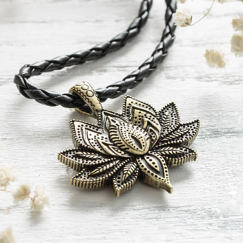 Best-Selling Jewelry Now Available At Special Deals Renewal Lotus Flower Necklace