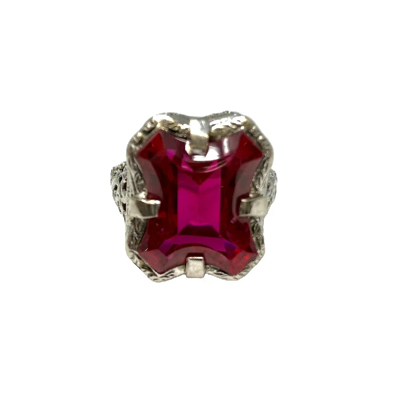 Exclusive Online Jewelry Sale – Don't Wait Vintage 14K Filigree White Gold Ring with Red Cabochon Exclusive Online Jewelry Sale – Don't Wait Vintage 14K Filigree White Gold Ring with Red Cabochon