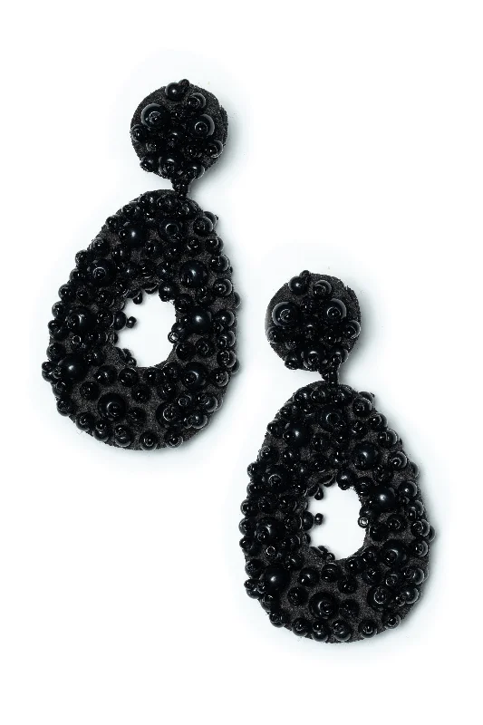 Seasonal Jewelry Deals – Elevate Your Style VIVI EARRINGS in black