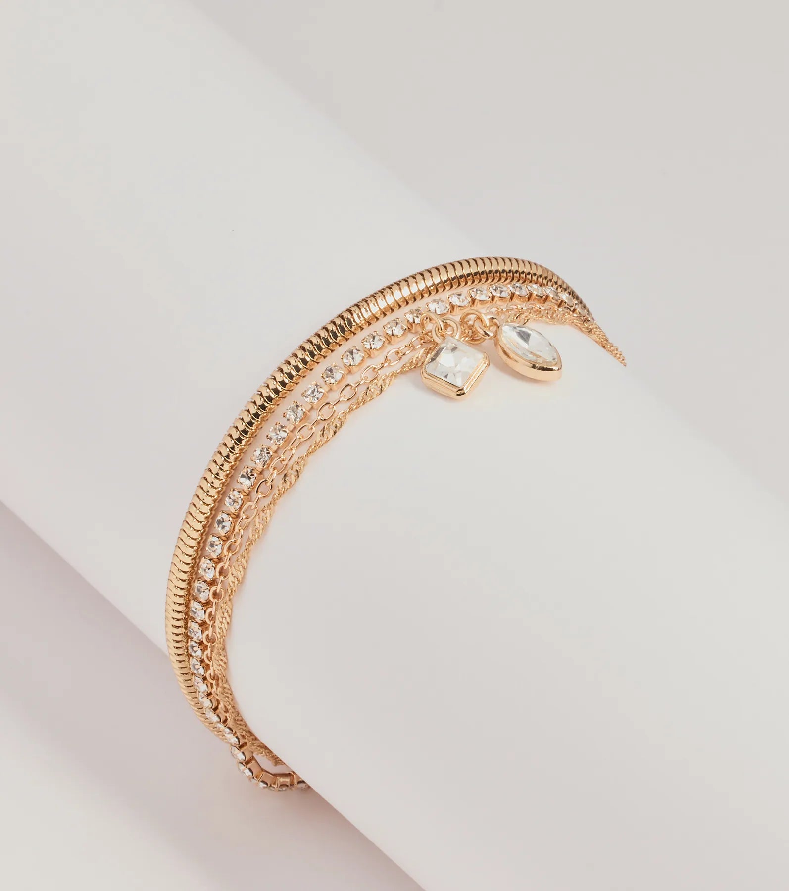 The Perfect Jewelry Piece At The Perfect Price Trendy Stack Multi-Chain Rhinestone Bracelet The Perfect Jewelry Piece At The Perfect Price Trendy Stack Multi-Chain Rhinestone Bracelet